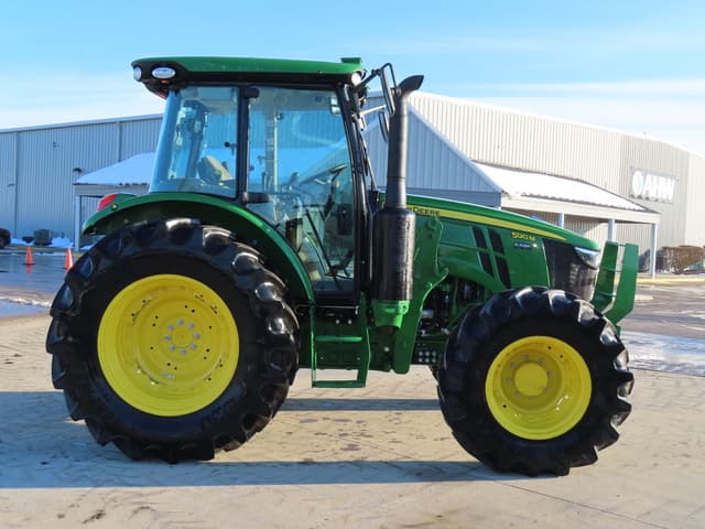 Image of John Deere 5120M equipment image 2