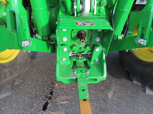 Image of John Deere 5120M equipment image 4