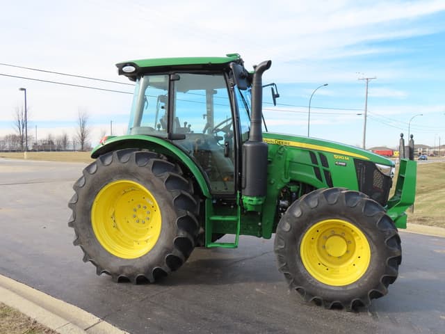 Image of John Deere 5120M equipment image 2