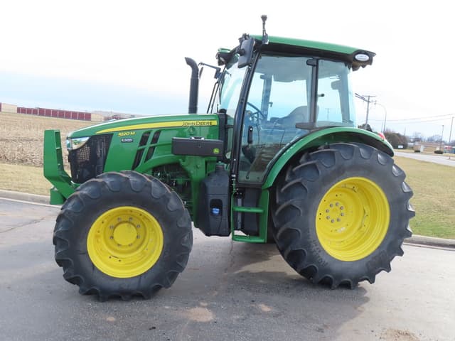 Image of John Deere 5120M equipment image 1