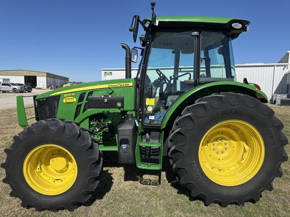 Image of John Deere 5120M equipment image 1