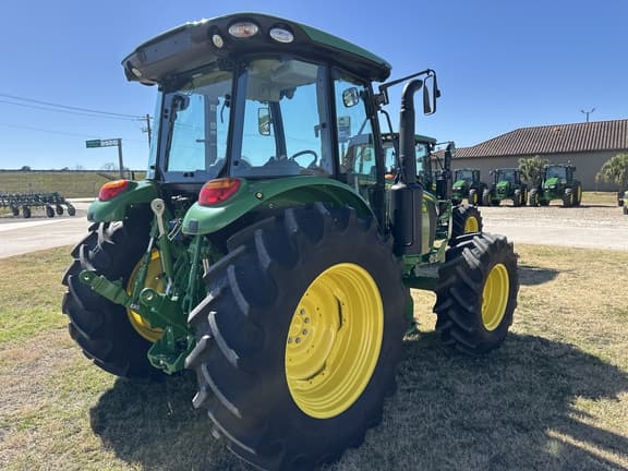 Image of John Deere 5120M equipment image 4