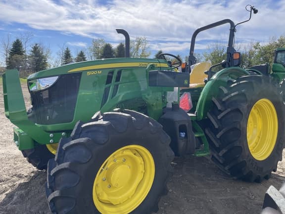 Image of John Deere 5120M equipment image 3