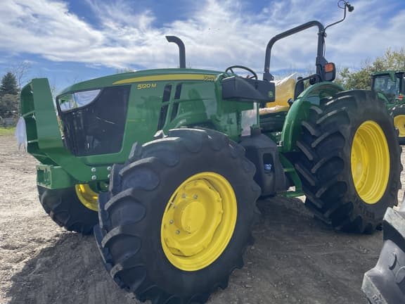 Image of John Deere 5120M equipment image 1