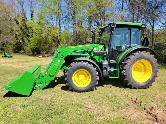 2025 John Deere 5125M Equipment Image0