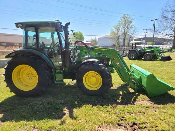 Image of John Deere 5125M equipment image 2