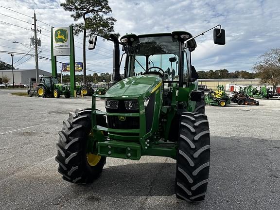 Image of John Deere 5130M equipment image 1