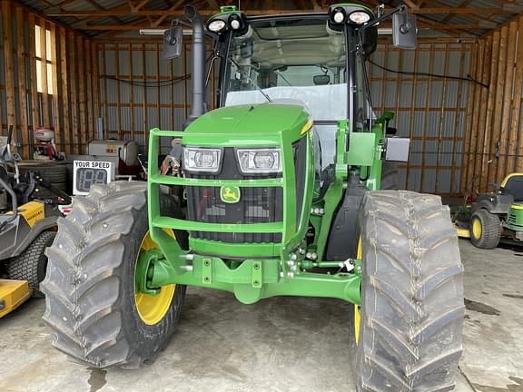 Image of John Deere 5130M equipment image 3
