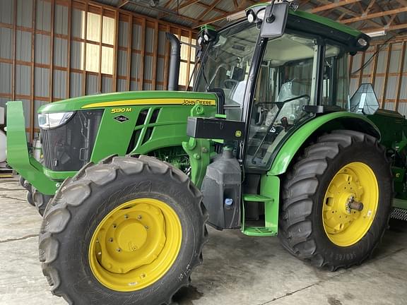 Image of John Deere 5130M equipment image 1