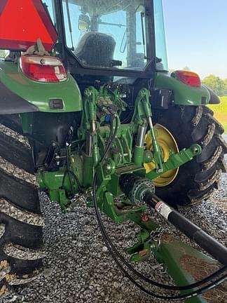 Image of John Deere 5130M equipment image 2