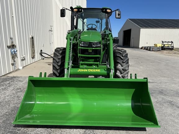 Image of John Deere 5130M equipment image 3
