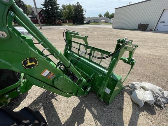 Image of John Deere 540M equipment image 4