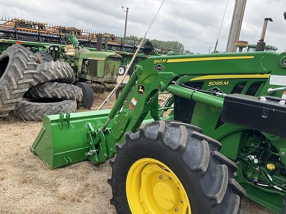 Image of John Deere 540M equipment image 2