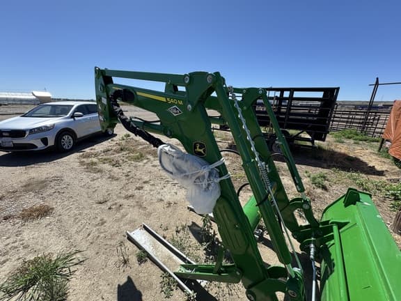 Image of John Deere 540M equipment image 3