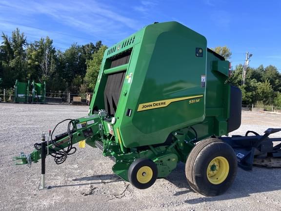 Image of John Deere 551M equipment image 1