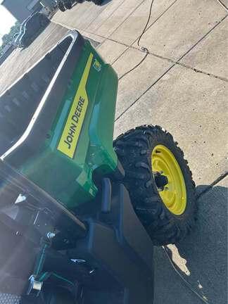 Image of John Deere XUV 560E equipment image 4