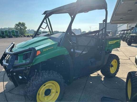 Image of John Deere XUV 560E equipment image 2