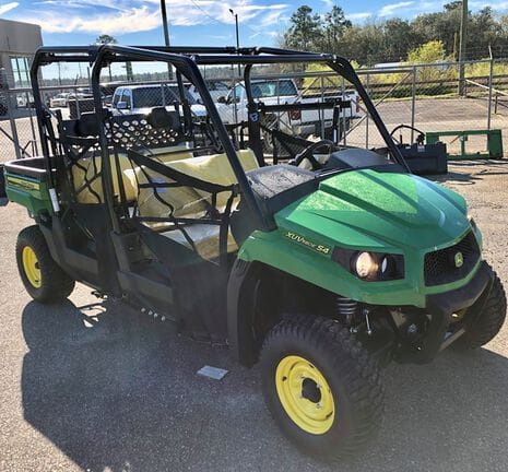 2025 John Deere XUV 560E S4 Equipment Image0