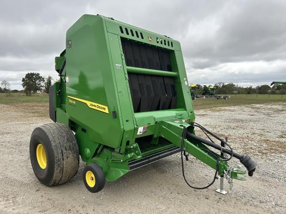 Image of John Deere 561M equipment image 3