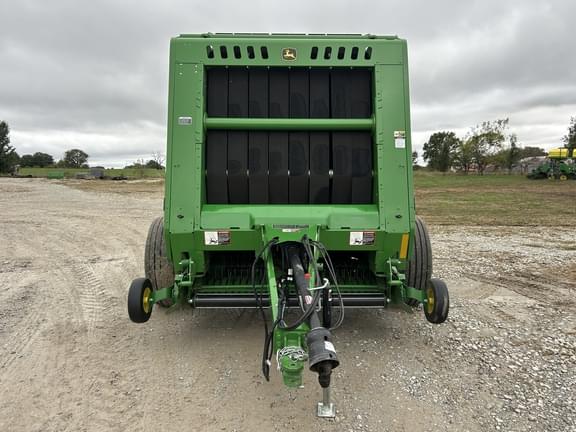 Image of John Deere 561M equipment image 2