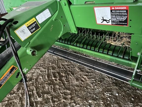 Image of John Deere 561M equipment image 4