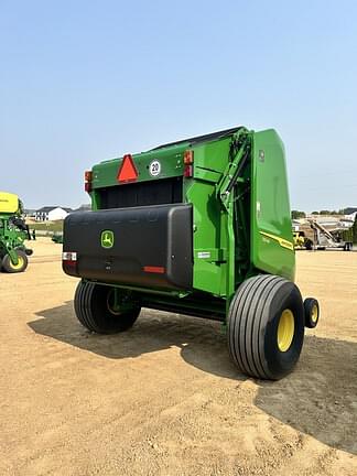 Image of John Deere 561M equipment image 2