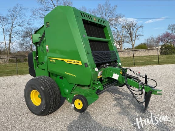 Image of John Deere 561M Silage Special equipment image 1