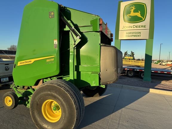 Image of John Deere 561M equipment image 2