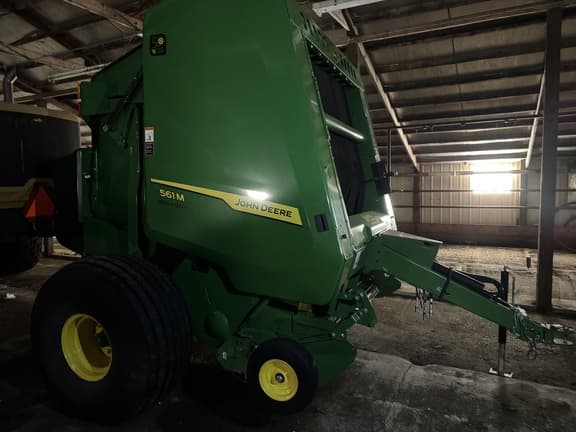 Image of John Deere 561M equipment image 2