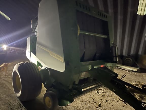 Image of John Deere 561M equipment image 4