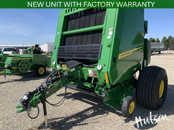 Image of John Deere 561M Silage Special equipment image 1