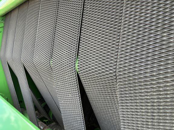 Image of John Deere 561M equipment image 1