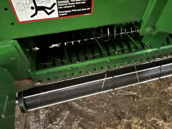 Image of John Deere 561M equipment image 3