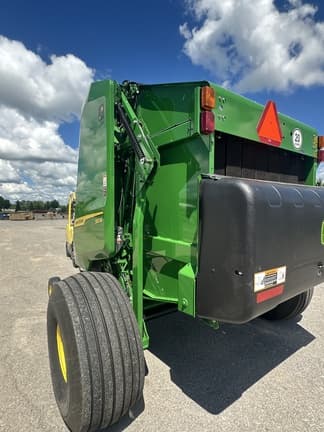 Image of John Deere 561M equipment image 4