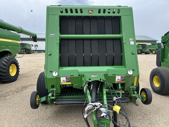 Image of John Deere 561M equipment image 2