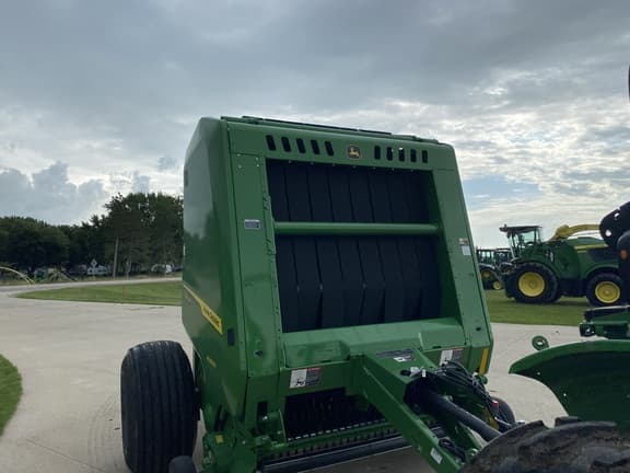 Image of John Deere 561M equipment image 1