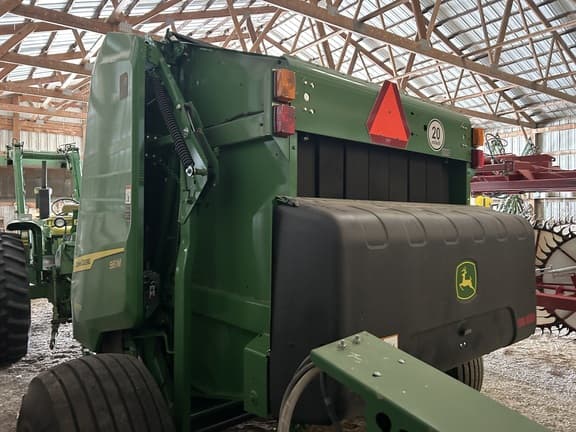 Image of John Deere 561M equipment image 3