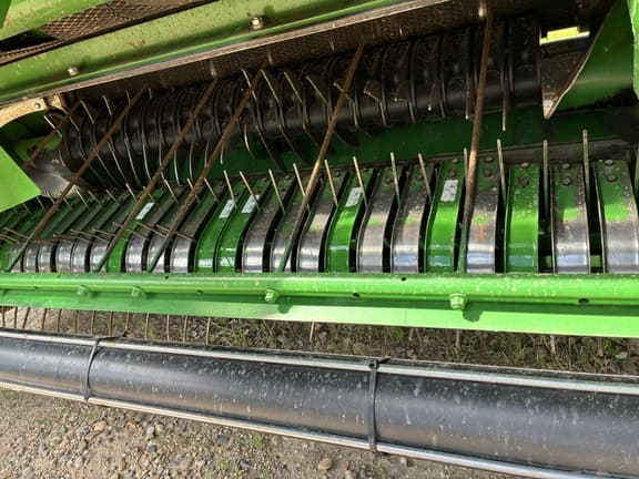 Image of John Deere 561M equipment image 3