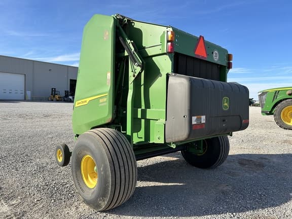 Image of John Deere 561M equipment image 2