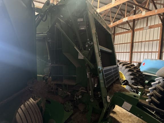 Image of John Deere 561M equipment image 4