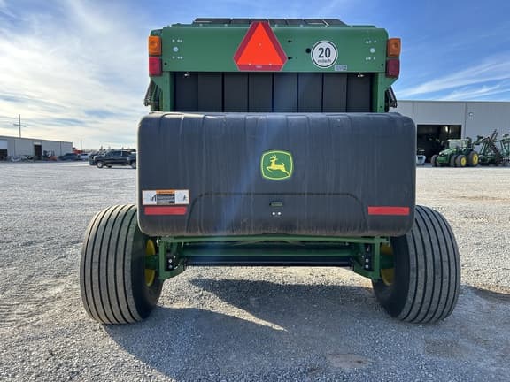 Image of John Deere 561M equipment image 3