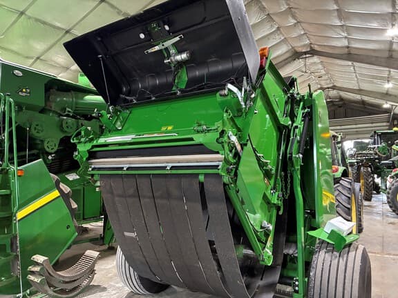 Image of John Deere 561M equipment image 2