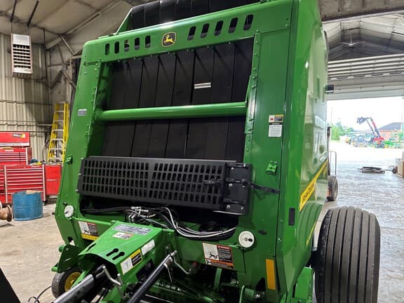 Image of John Deere 561M equipment image 1