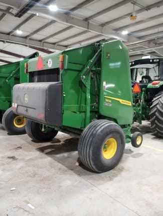 Image of John Deere 561M equipment image 2