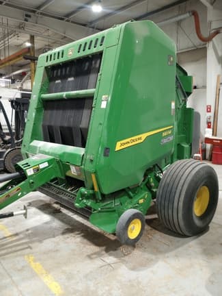 Image of John Deere 561M equipment image 4