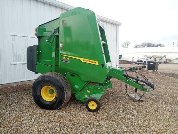 Image of John Deere 561M equipment image 2