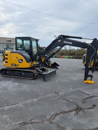 Image of John Deere 60P equipment image 1