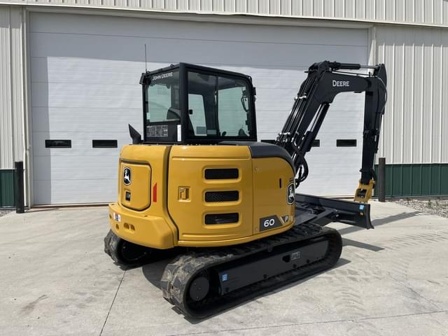 Image of John Deere 60P equipment image 4