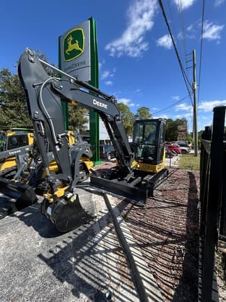 Image of John Deere 60P equipment image 2