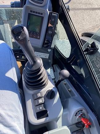 Image of John Deere 60P equipment image 4
